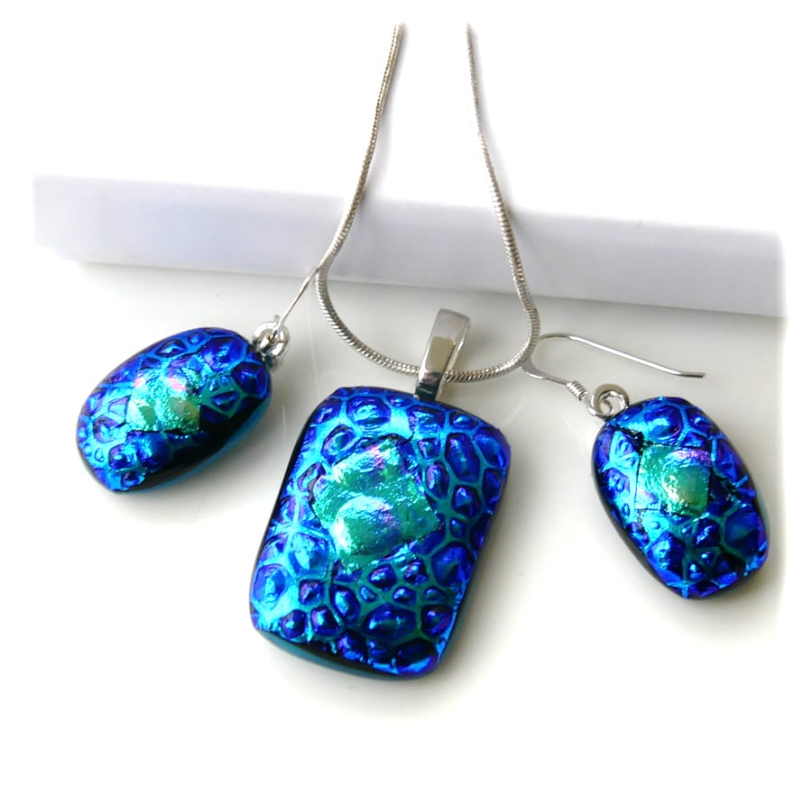 Dichroic Glass Pendant Earring Set 109 Turquoise Teal with silver plated chain