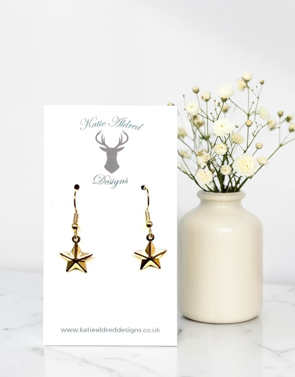 Charm Earrings - Gold Pointed Star 