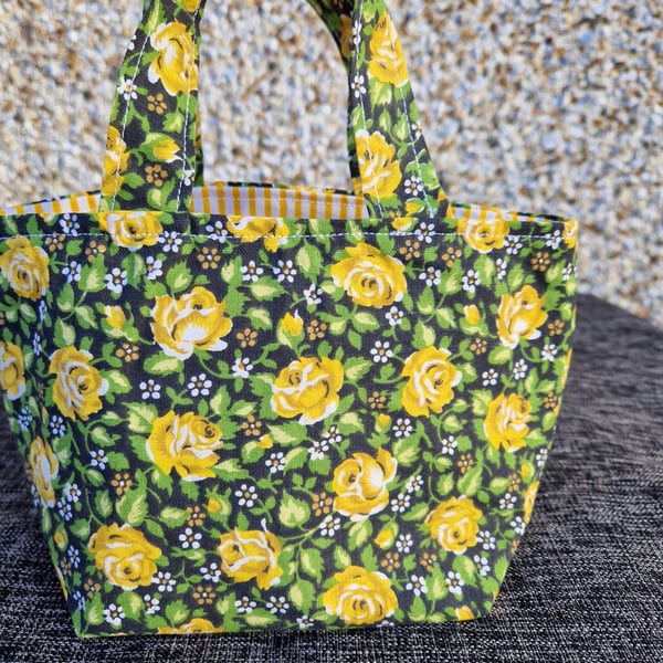 Toddlers shopping bag