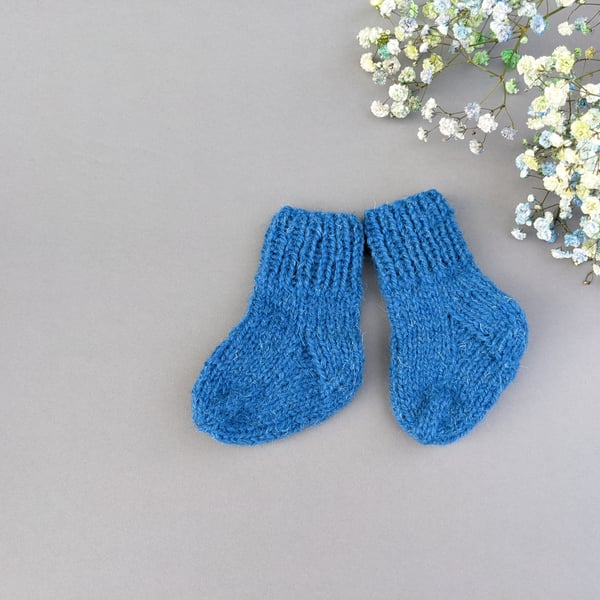 Handknit newborn baby socks sheep wool, handmade blue shade, babyshower gifts