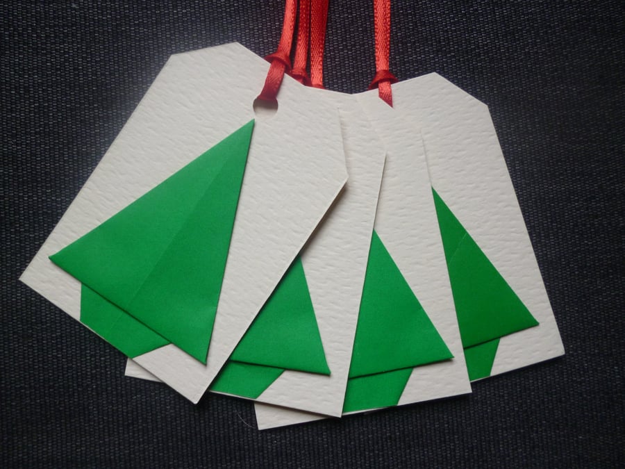 Origami Christmas tree gift tags