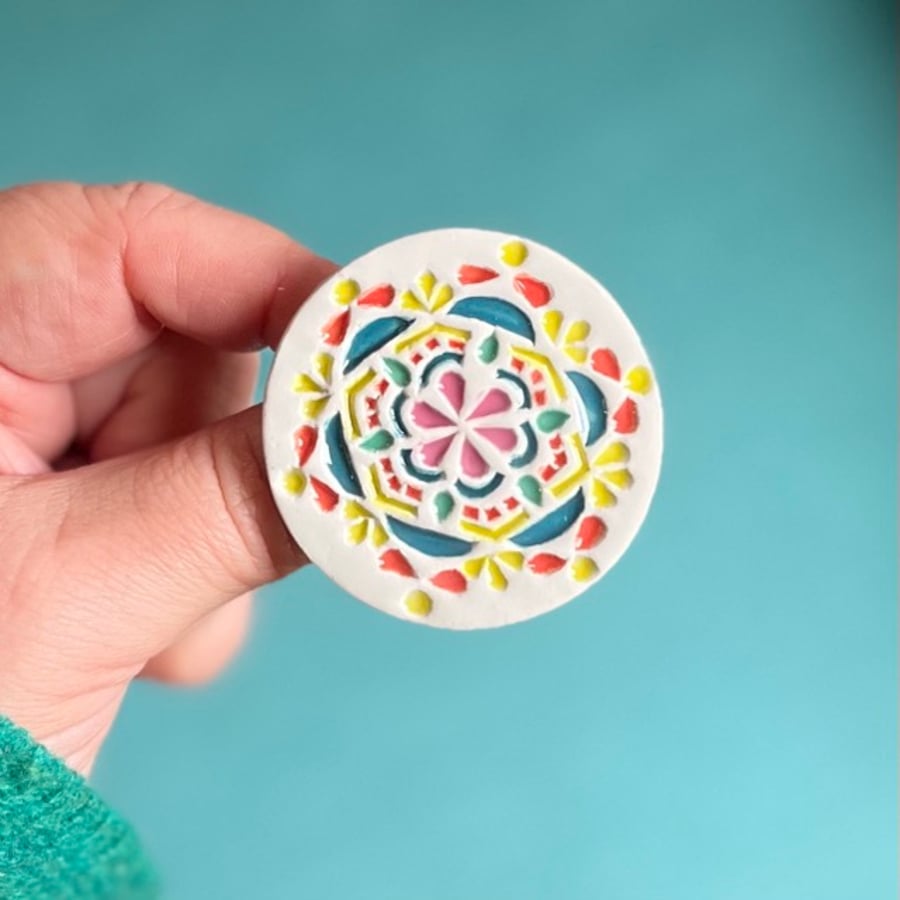 Handmade Ceramic Round Daisy Mandala brooch, Hand Made Badge