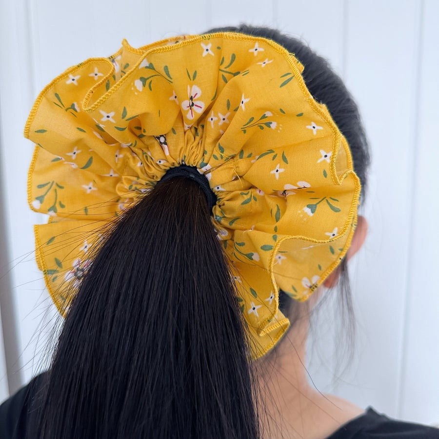 Frill Ruffle Scrunchies, XXL Queen Scrunchies, Ditsy Floral Scrunchies