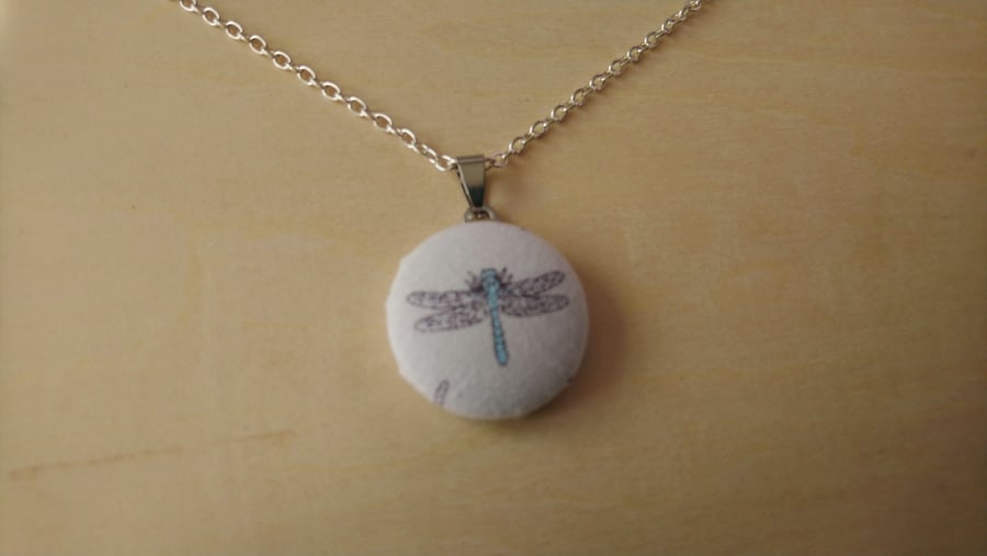 29mm Dragonfly Fabric Covered Button Pendant 