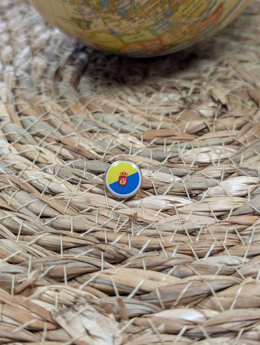 Gran Canaria Flag Map Pin – Spanish Canary Islands Travel Map Push Pin Wood Map