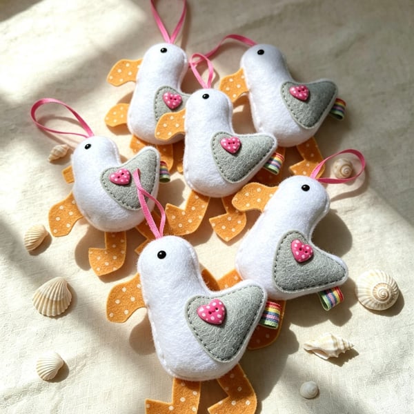 Handmade Felt Bird, Seagull Ornament, Soft Plush Decoration, Cute Hanging Bird,