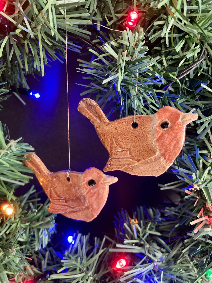 Pair of Robin ceramic tree ornaments