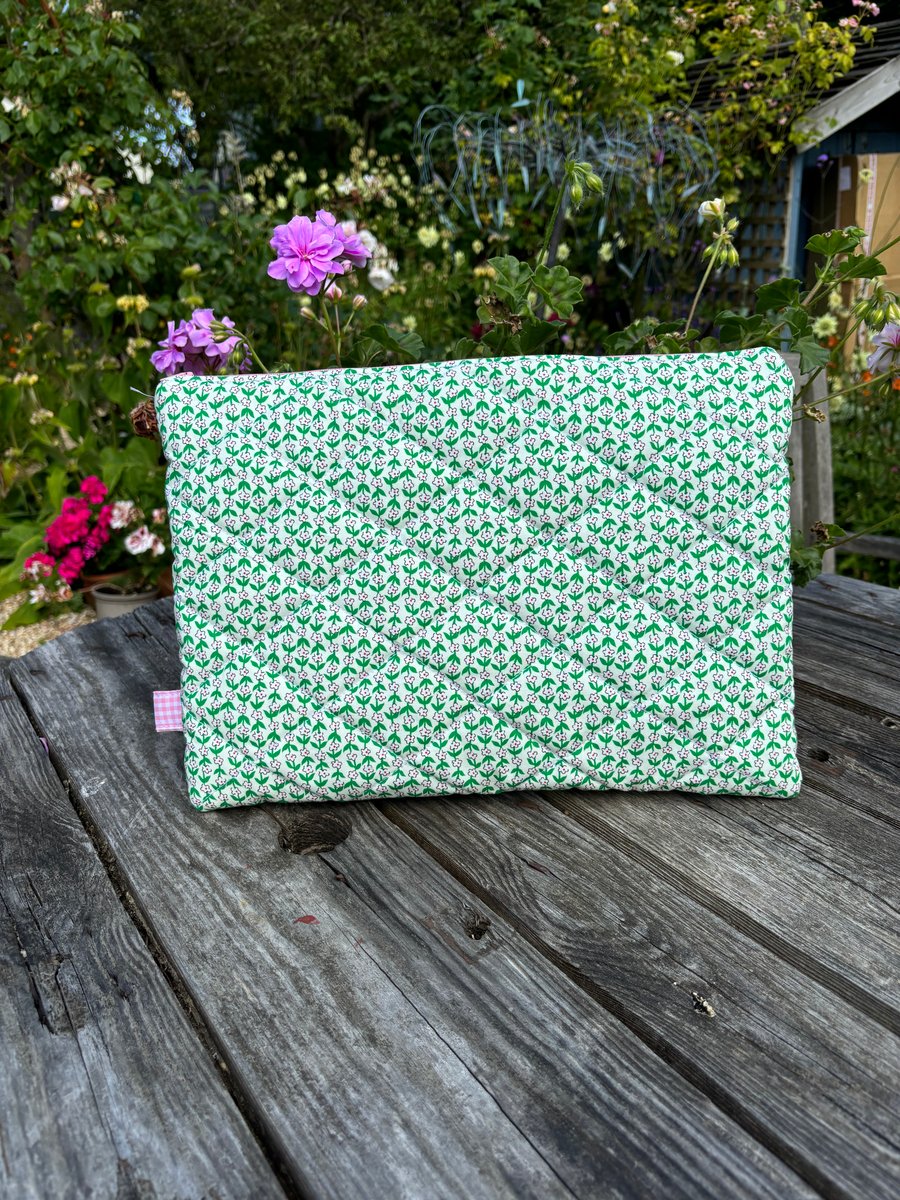 Green flower quilted laptop case - handmade for all laptop sizes 