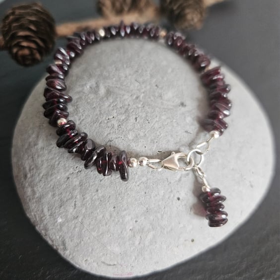 Garnet chip and Sterling Silver Bracelet