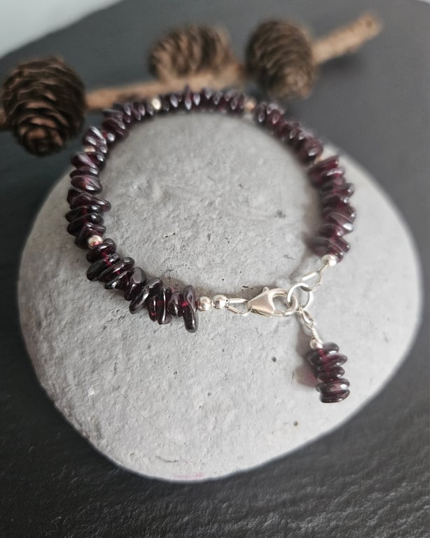 Garnet chip and Sterling Silver Bracelet