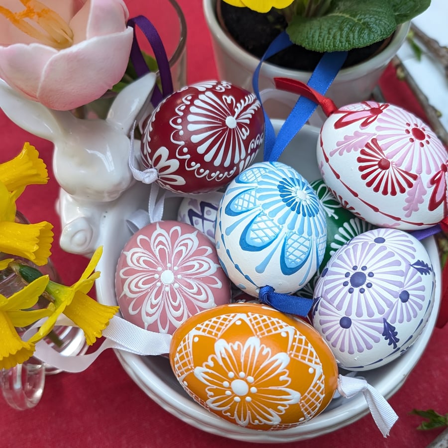 Wax painted Easter Eggs, 5 pcs, Real Blown Chicken Eggs for hanging