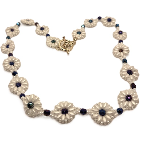 White daisy chain necklace with dyed haematite beads
