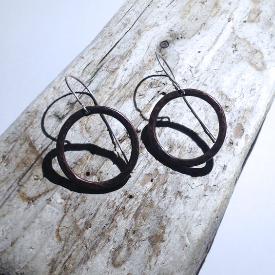 Hammered Antiqued Copper Hoop Drop Earrings (ERCUDGHP1) - UK Free Post
