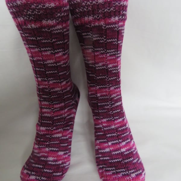 Hand-cranked Knitted Ribbed Wool Socks Size 8 to 9