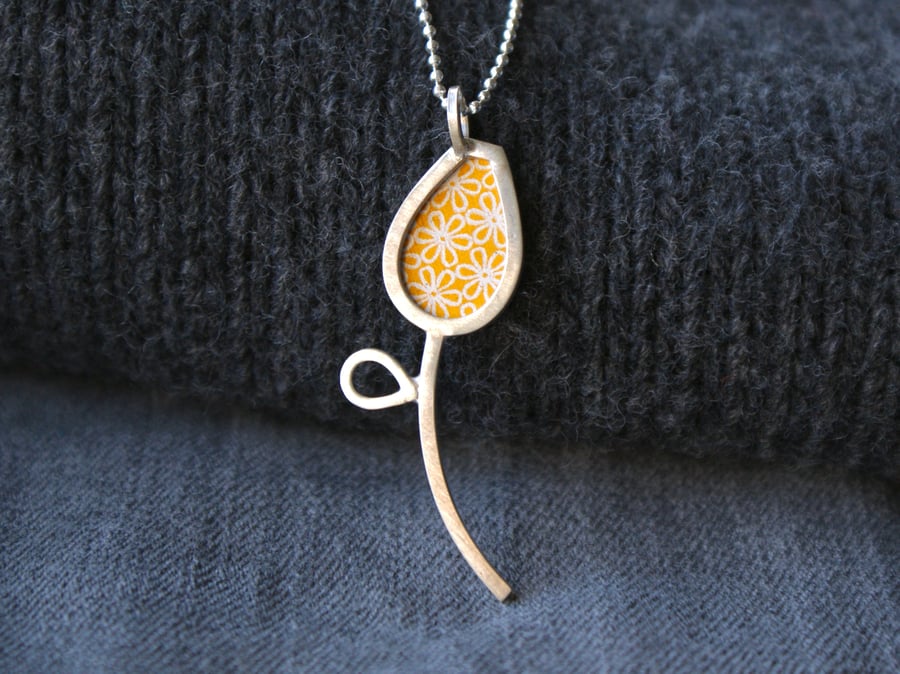 Silver and yellow spring buds pendant