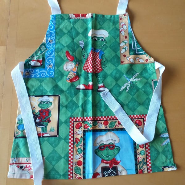 Frog Barbeque Apron age 2-6 approximately