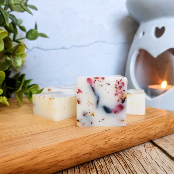 Cedar & Sandalwood Botanical Soy Wax Melts - Hand-Poured - Scented Wax Melts