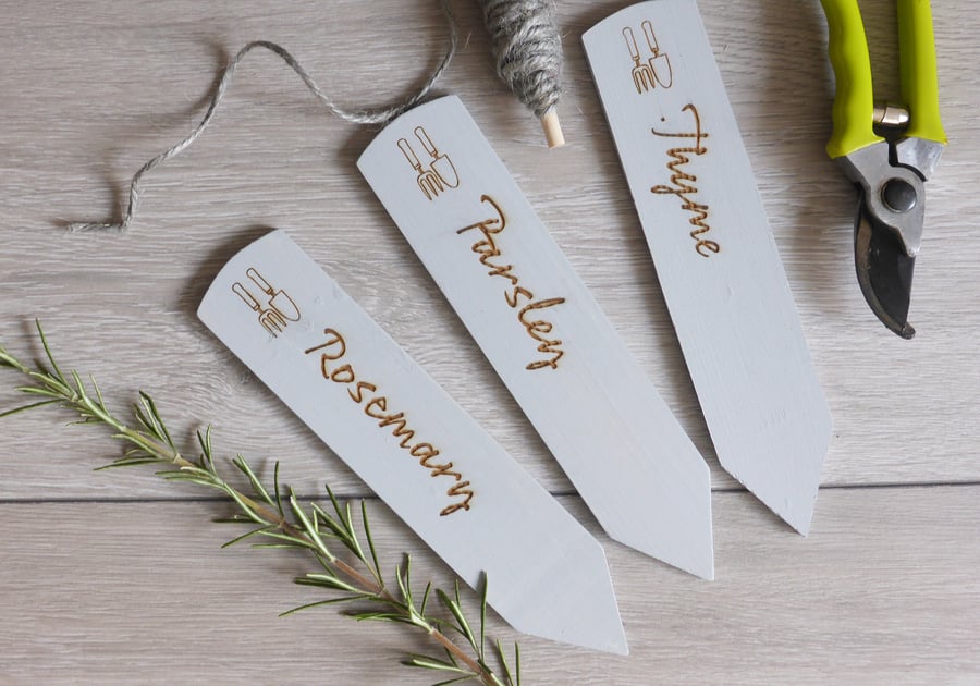 Wooden vegetable and herb plant markers in grey, pack of three