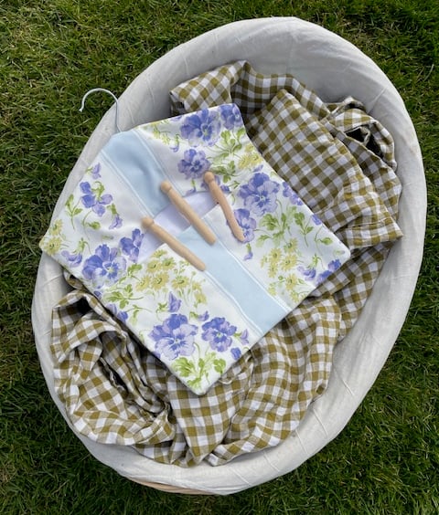 Laura Ashley 'Pansy' floral fabric peg bag
