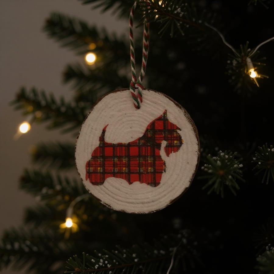 Red Tartan Scottie Dog Round Wooden Christmas Decoration Tree Ornament