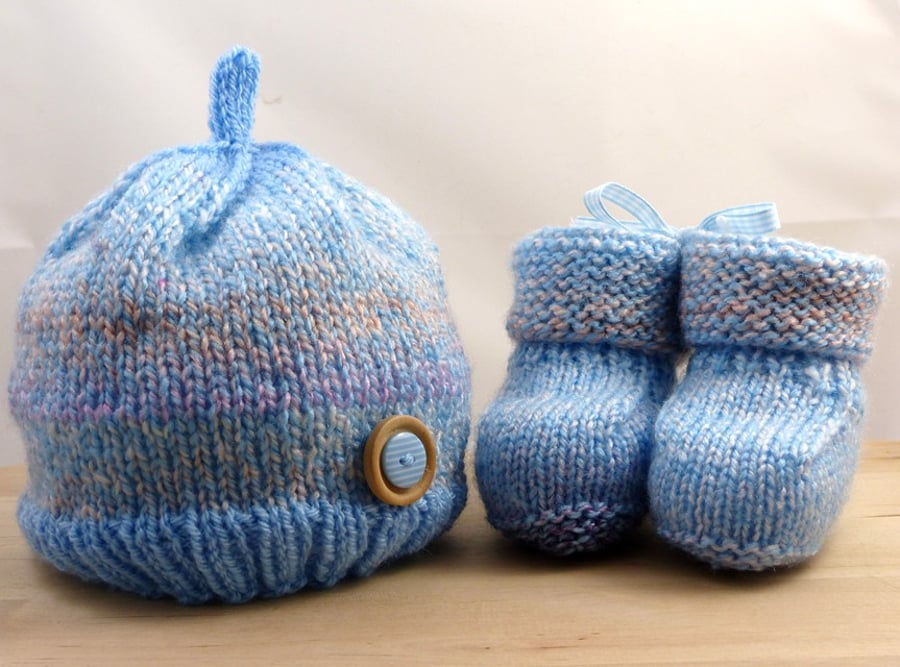 Hand Knitted Hat & Booties