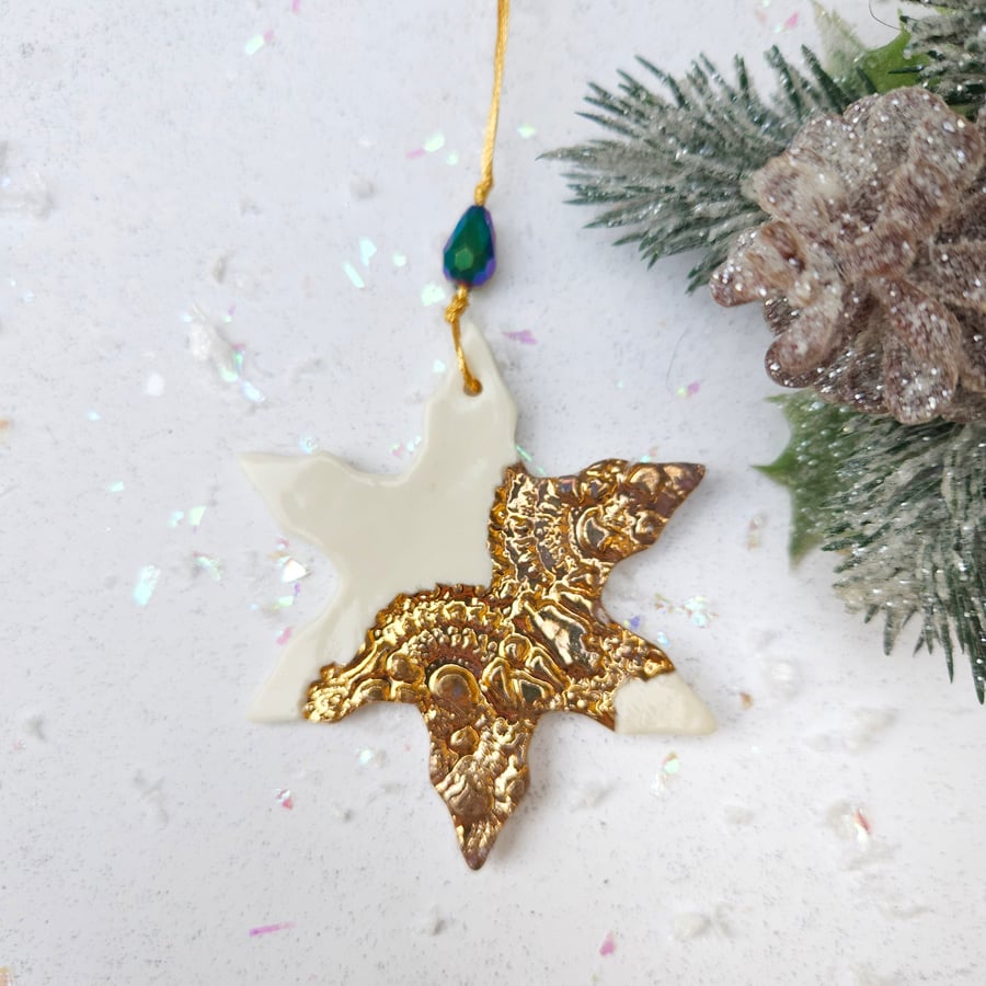Christmas Tree Decoration - Gold Snowflake 