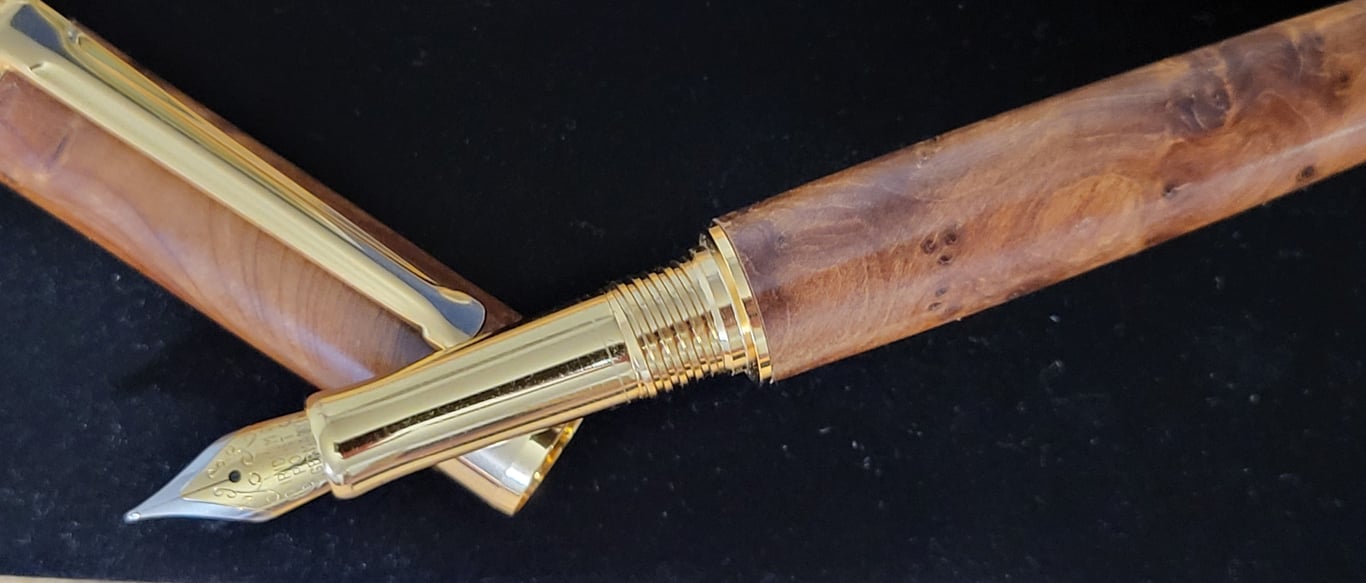 Handmade Thuya Burr Fountain Pen