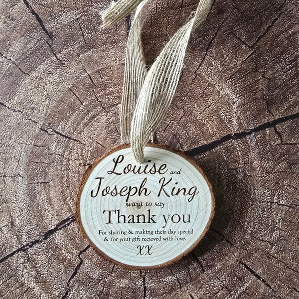 Thank you wooden disc - memorable way of thanking your guests