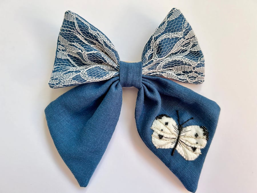 Hair bow, hand embroidered butterfly blue linen hair clip, gift for her