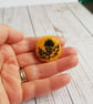 Mustard tweed Scottish thistle pin, embroidered button brooch. - Image 3