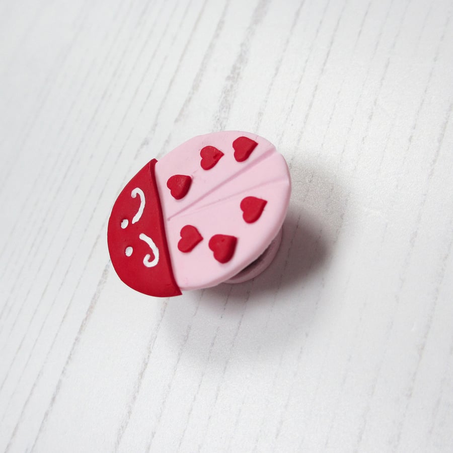 Love bug needle minder, Valentine's Special