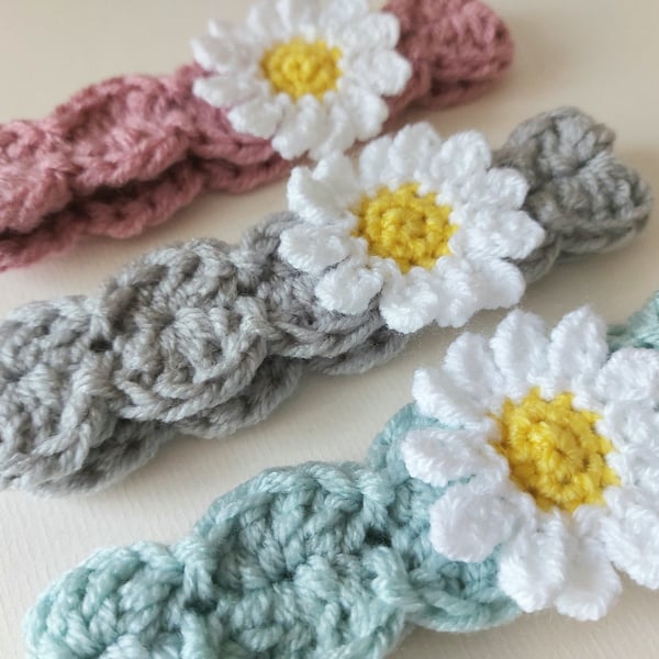 Crochet Daisy Hair Band, Stretchy Headband in Sizes Baby up to Adult