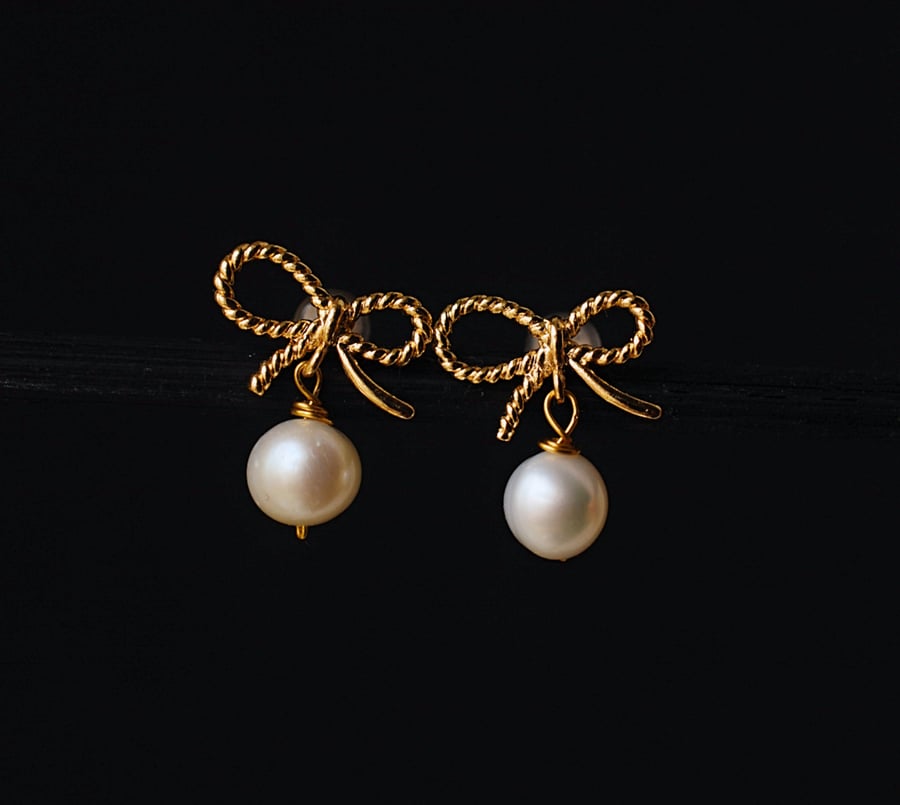 Bowknot stud earrings, 18k gold plated studs earrings
