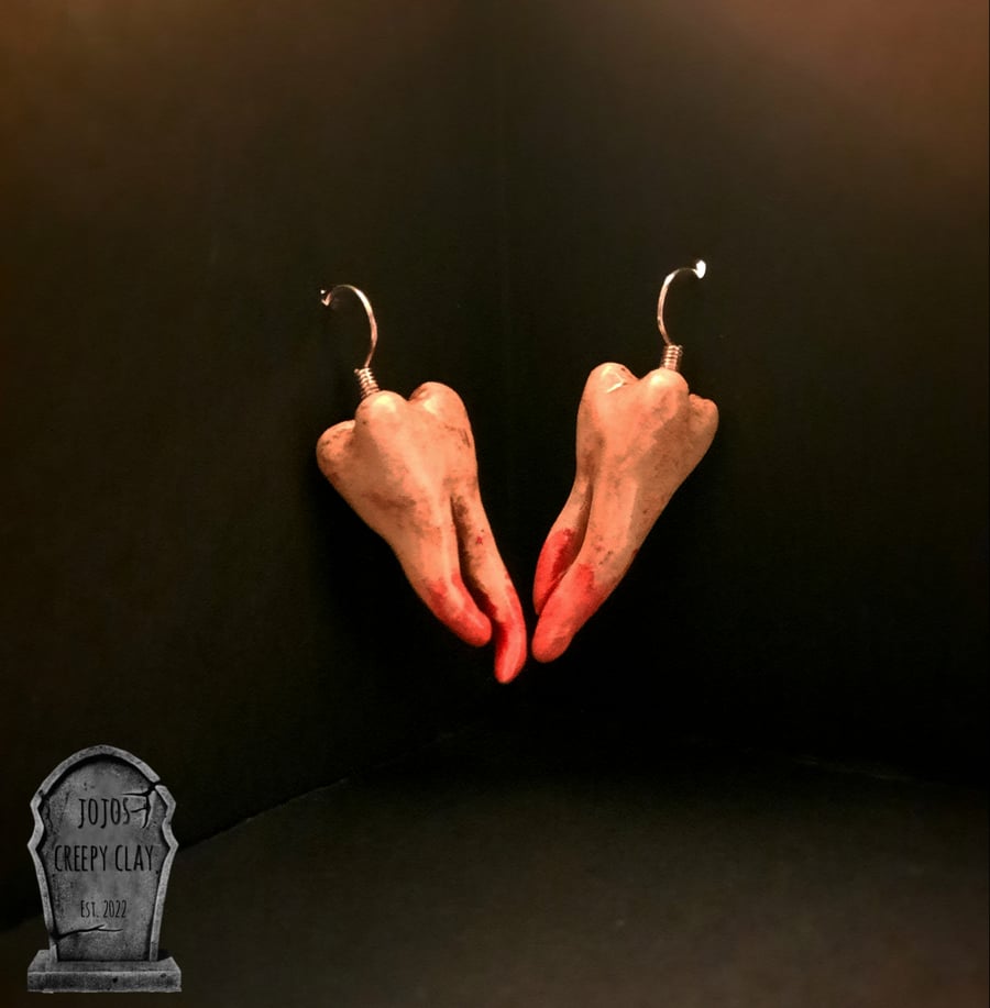 925 silver Creepy tooth!