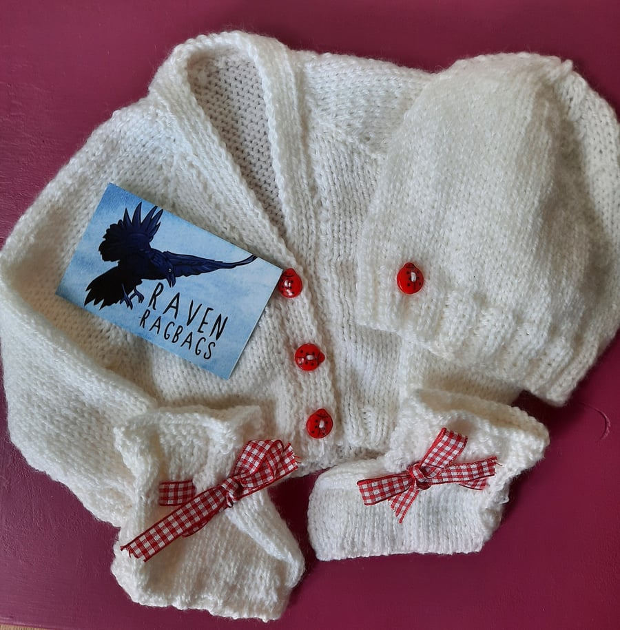 New Born Baby Hand-knitted Gift Set