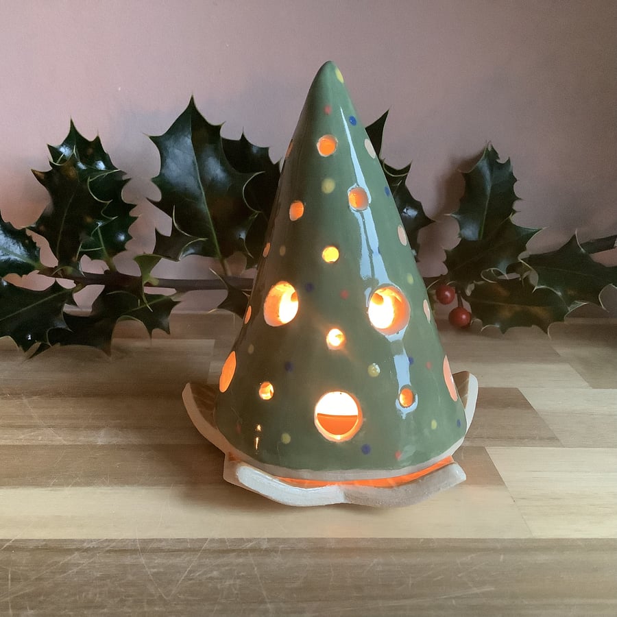 Green handmade pottery Christmas tree tea light burner votive candle holder 