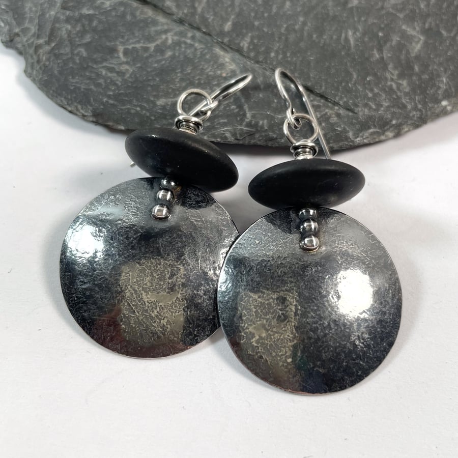 Large round silver and black agate earrings 