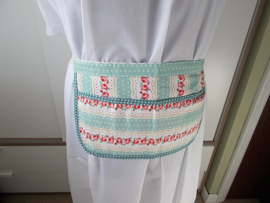 Hand made apron with roses