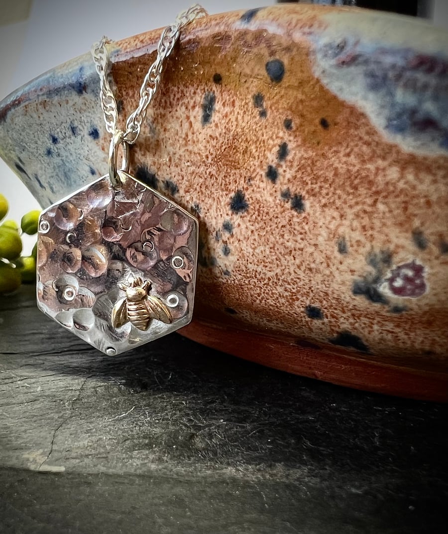 pendant necklace Busy Bee honeycomb silver 