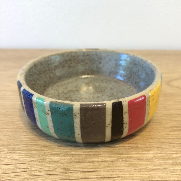 SMALL STRIPED CERAMIC HAND THROWN DISH