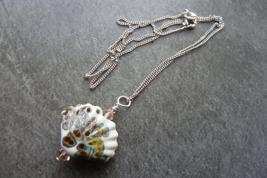 Sterling silver sea shell chain