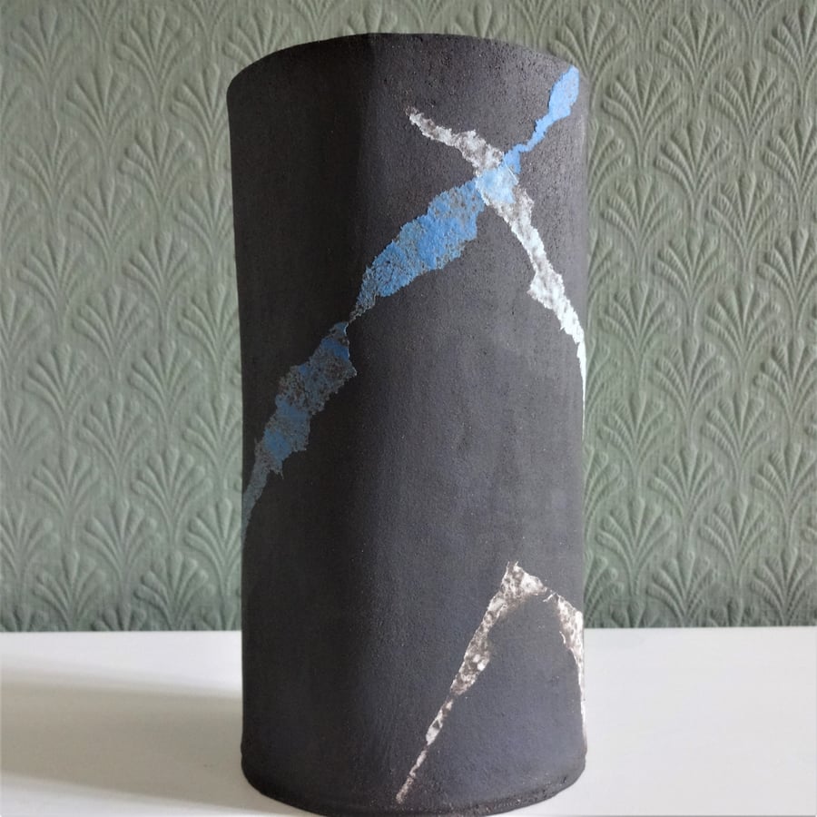 Chic ceramic vase, unique gift, abstract art decorative look, modern home ideas.
