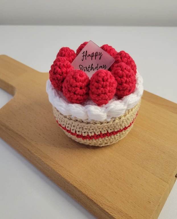  Crochet Strawberry Cake