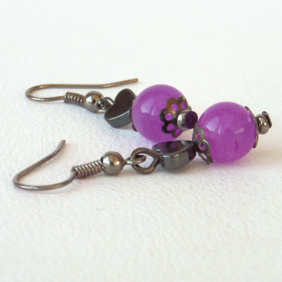 Hematite and jade earrings