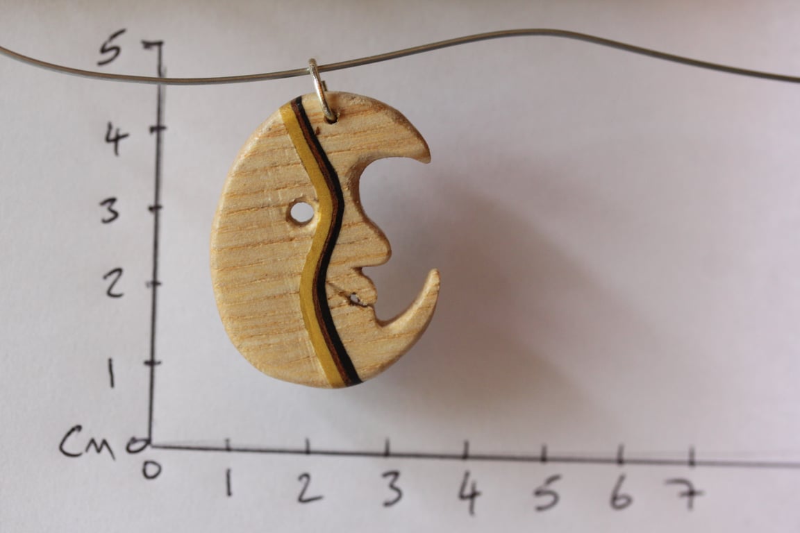 Ash pendant, Man in the Moon