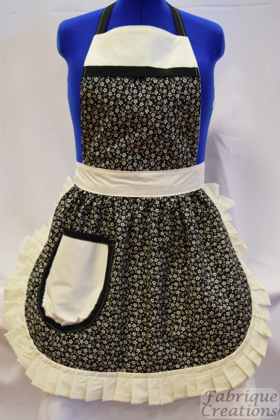Vintage 50s Style Full Apron Pinny - Black & Ivory (Flowers) with Ivory Trim
