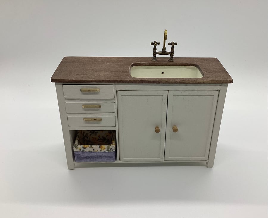 Handmade 1:12 scale dolls house kitchen sink counter