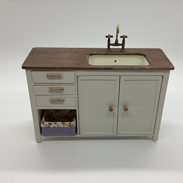Handmade 1:12 scale dolls house kitchen sink counter