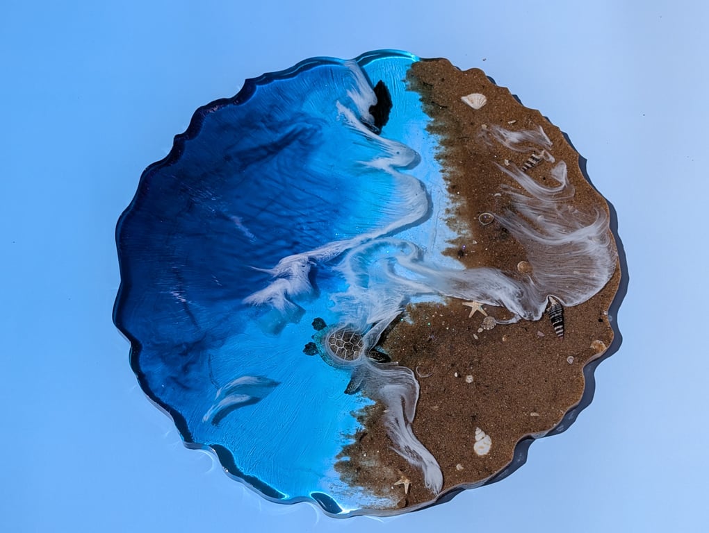 Ocean Resin Tray – Handmade 34cm Beach Scene with Turtle, Kunzite & Shells