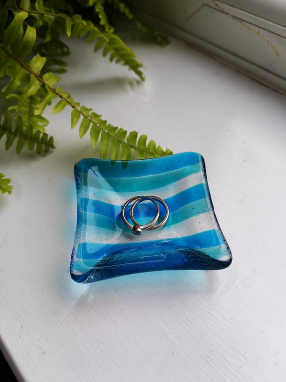 Fused Glass Trinket Dish 7cm square 
